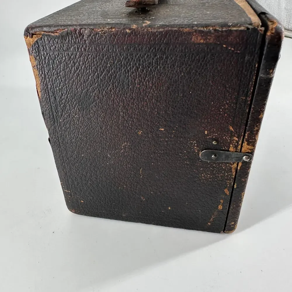 1897 Vive Camera No. 4 Antique 4x5 Plate Camera w/ Focusing Hood Chicago